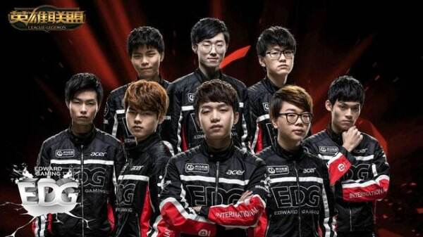 事备受瞩目 事备受瞩目