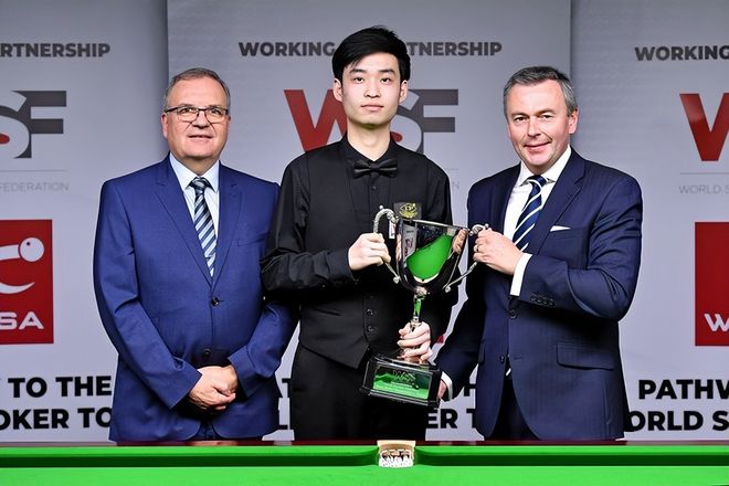 形成与乔治 形成与乔治