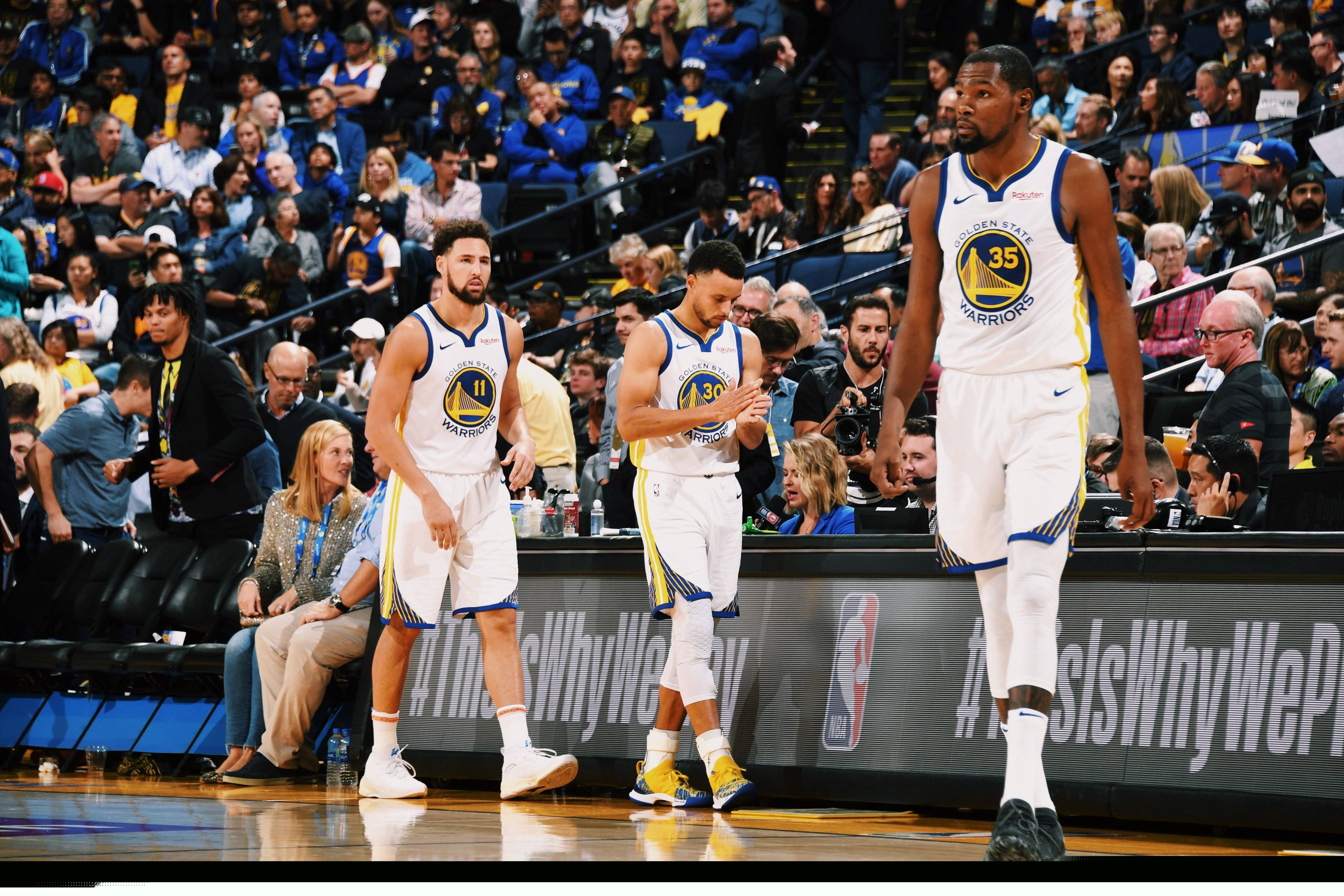 出后迅速斜 出后迅速斜